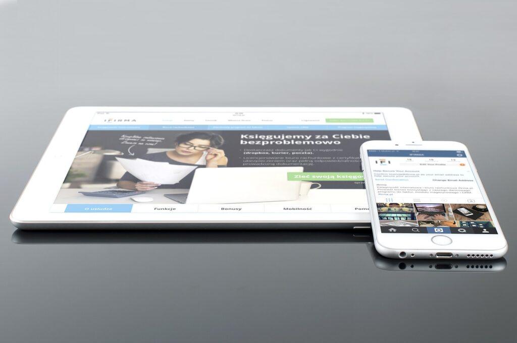 mockup, ipad, iphone-654585.jpg